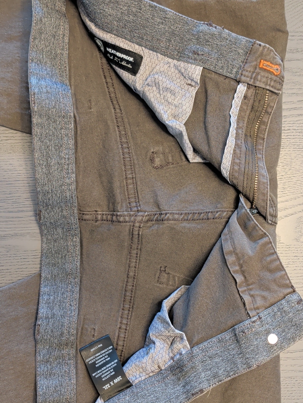 WP Weatherproof (Weatherproof "Made For Adventure" collection)​Size: 38W x